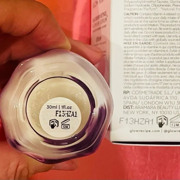 SOLD -Glow Recipe Blackberry Retinol Blemish Serum - Picture 2 of 4